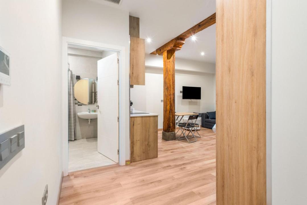 1 Bedroom 1 Bathroom Furnished - Justicia - Cozy - Mintystay Madrid Eksteriør billede