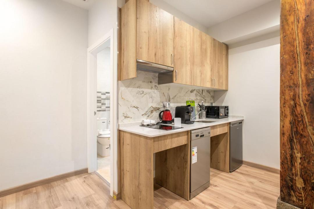 1 Bedroom 1 Bathroom Furnished - Justicia - Cozy - Mintystay Madrid Eksteriør billede