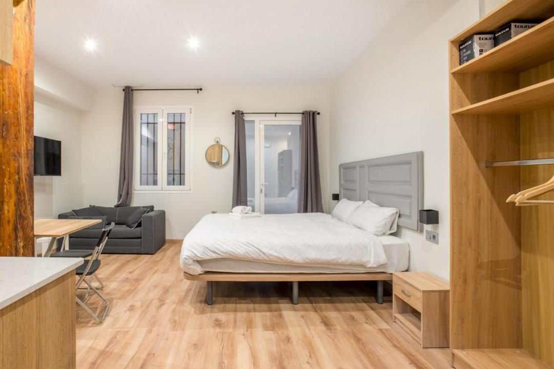 1 Bedroom 1 Bathroom Furnished - Justicia - Cozy - Mintystay Madrid Eksteriør billede